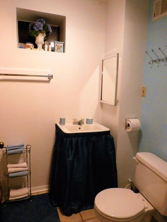 Charming Downstairs Unit Apartment Oakhurst Exterior photo