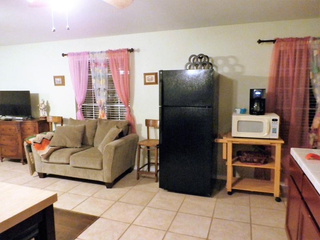 Charming Downstairs Unit Apartment Oakhurst Exterior photo