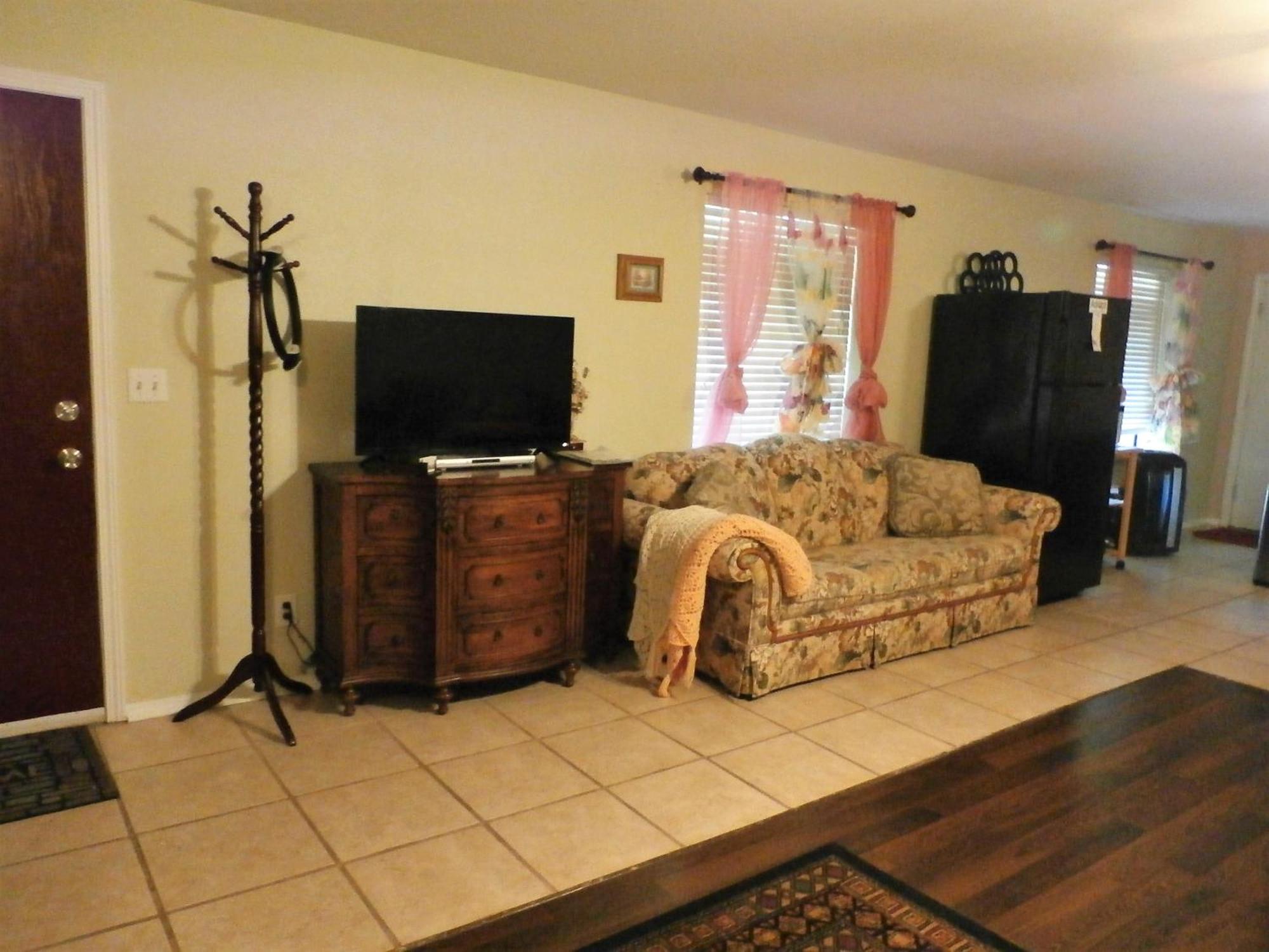 Charming Downstairs Unit Apartment Oakhurst Exterior photo